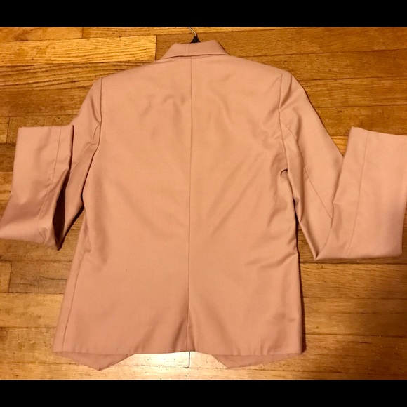 Blush color woman’s blazer - Picture 2 of 4